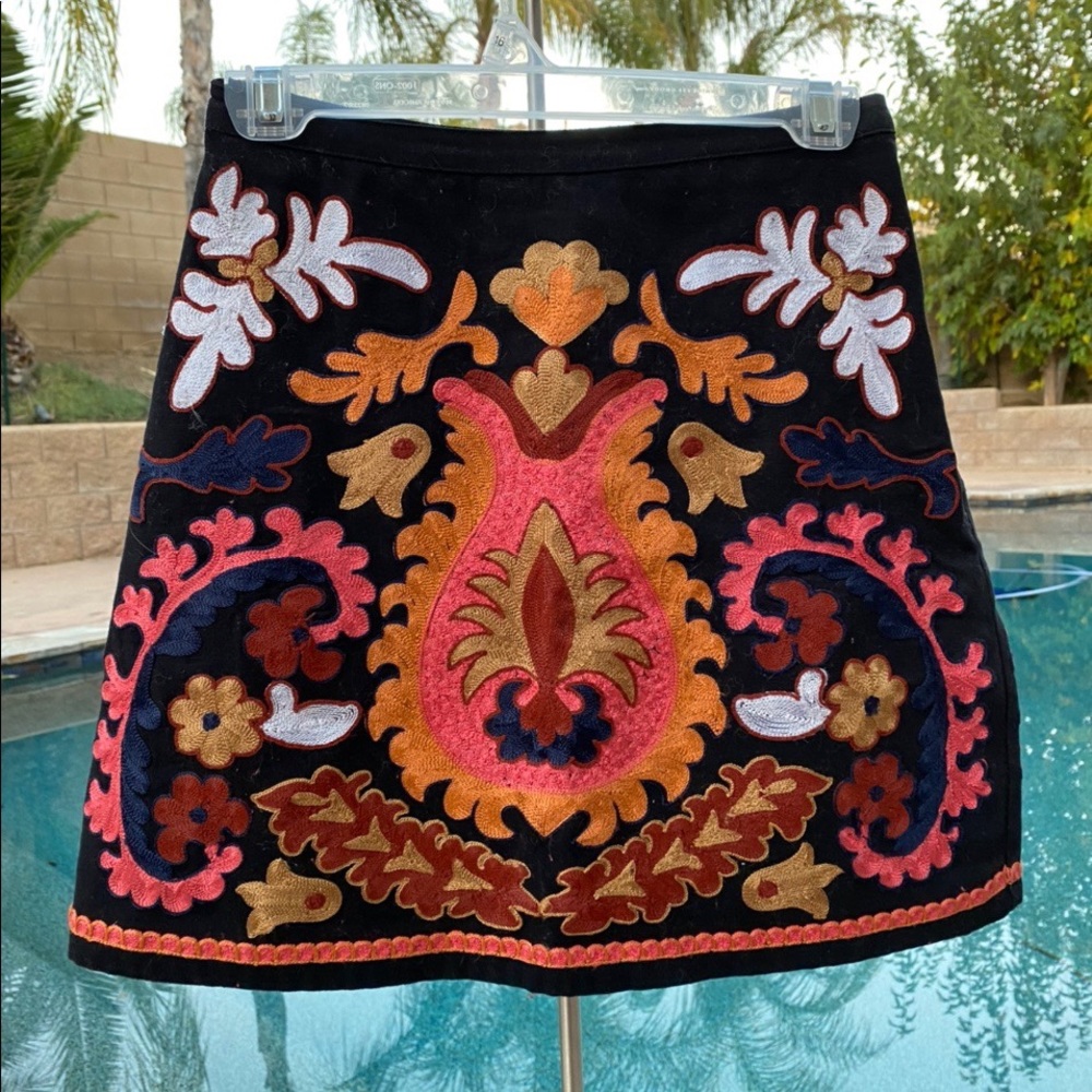 Beautiful!!!!!!! H&M A-line Embroidered Mini Skirt